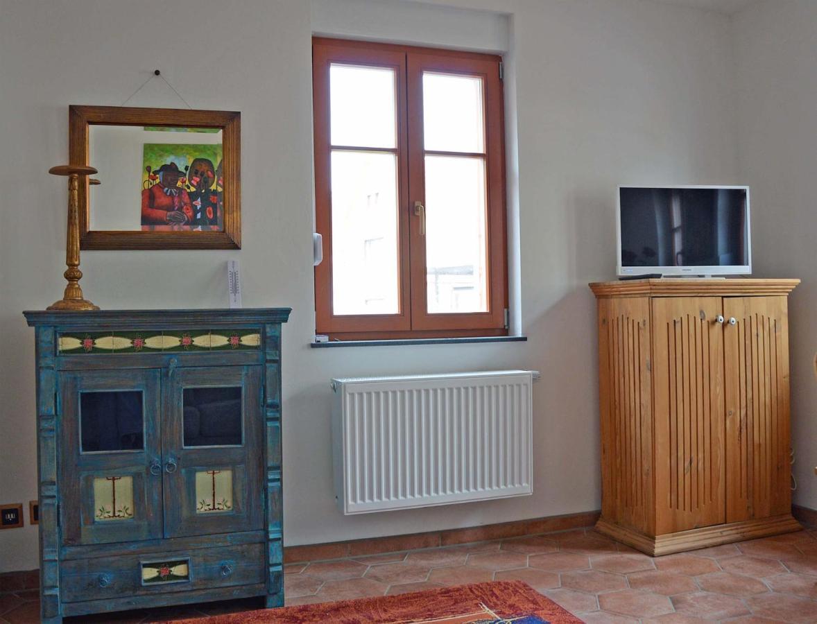 Dreiseitenhof Radebeul Extérieur photo